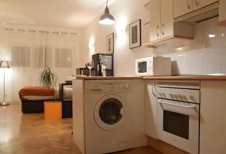 Ferienwohnung Estudio Acogedor Y Luminoso Madrid Exterior foto